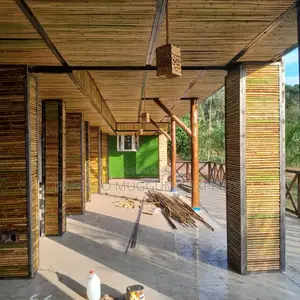 Bamboo Poles, Amabanda, Emigemo