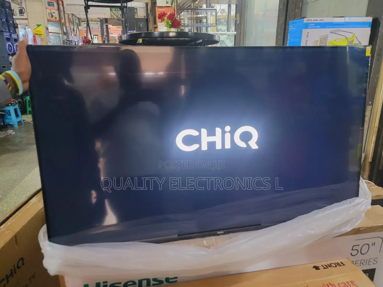 Chiq 50 Inches Smart Google Tv