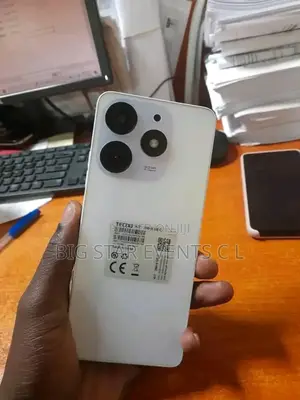 Tecno Spark 10 Pro 256 GB White