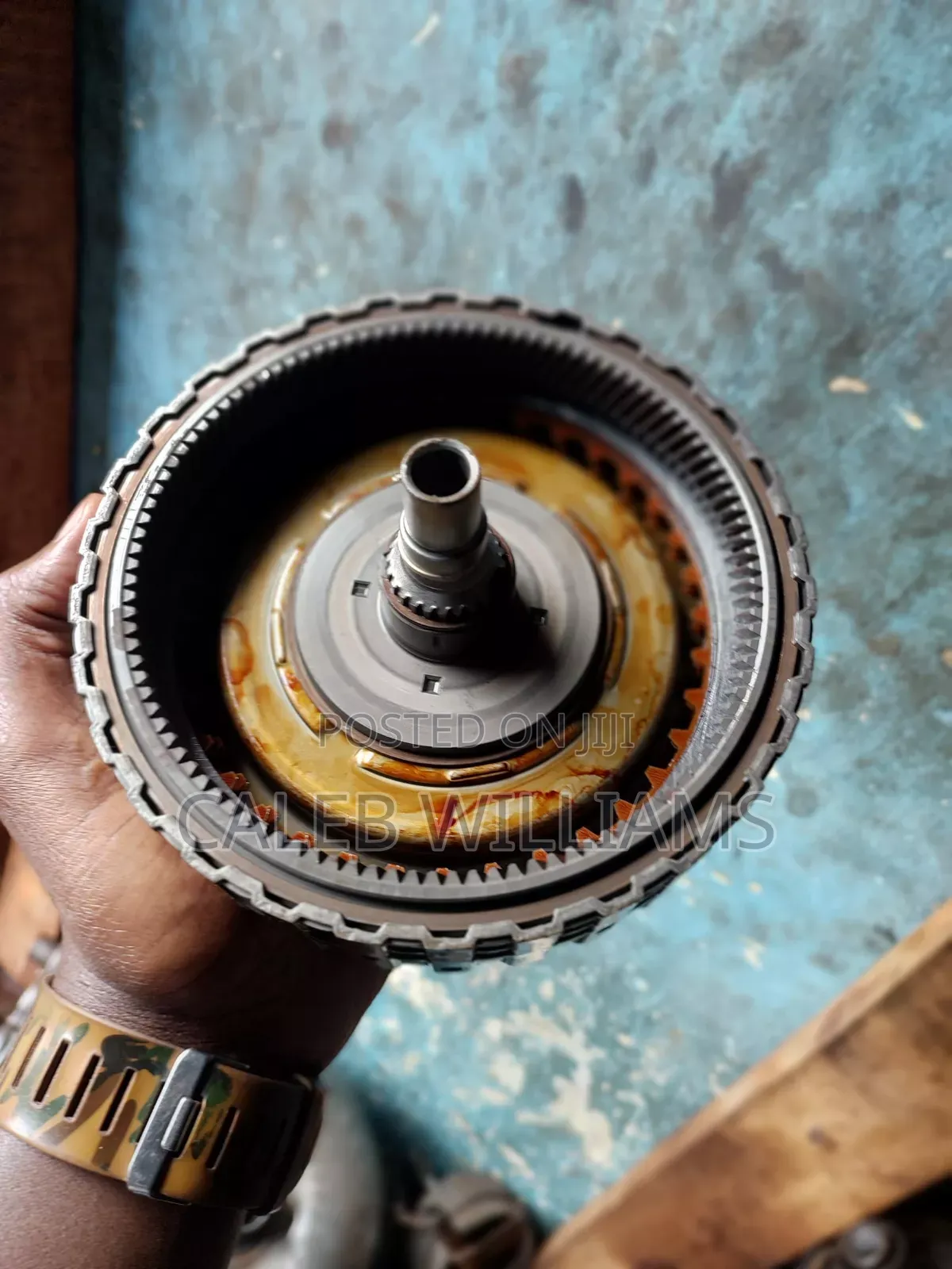 Land Cruiser Gearbox Repairing