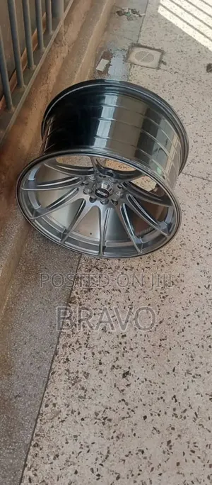 Offset Rims Size 17 for Mark X.
