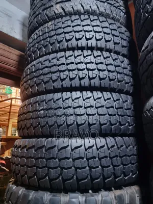 235/85r16 Dunlop Good Condition for Land Cruiser Ambulance.