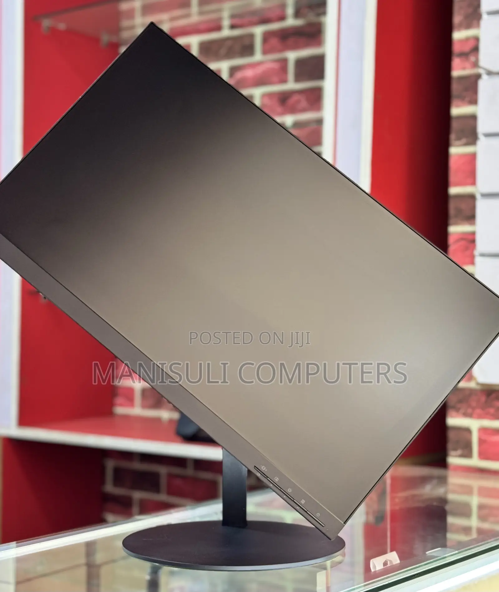 Lenovo 24 Inch Screen Ips Hdmis Dp Div Display
