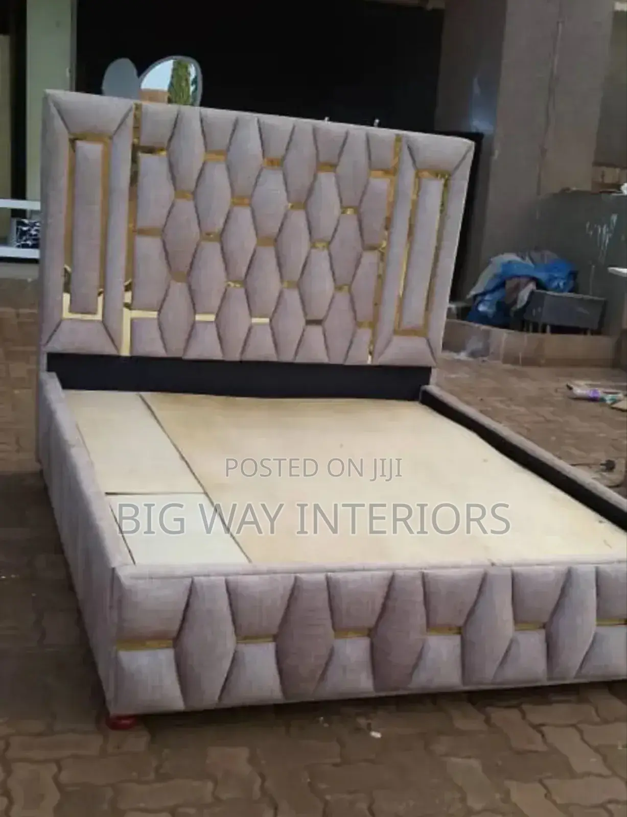 5by6 Light Cream Fabric Bed
