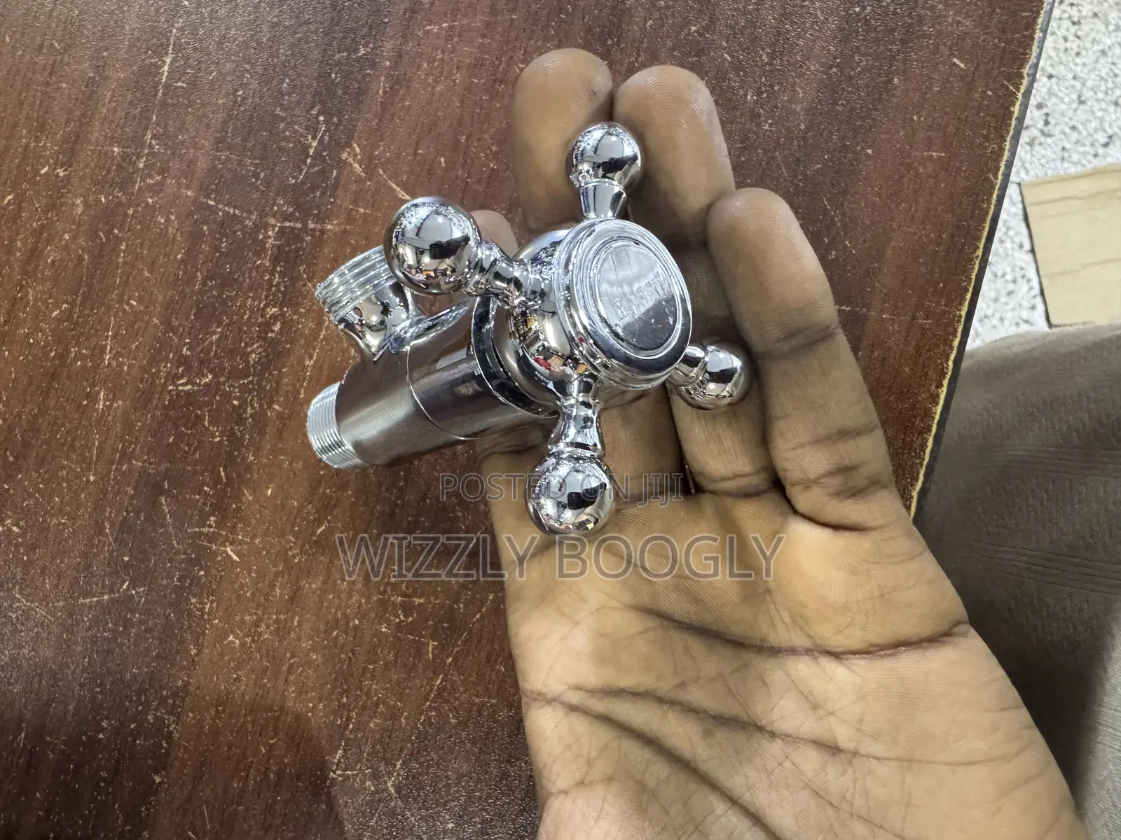 Original Maat Angle Valve