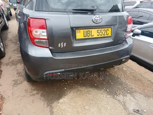 Toyota IST 2009 Gray