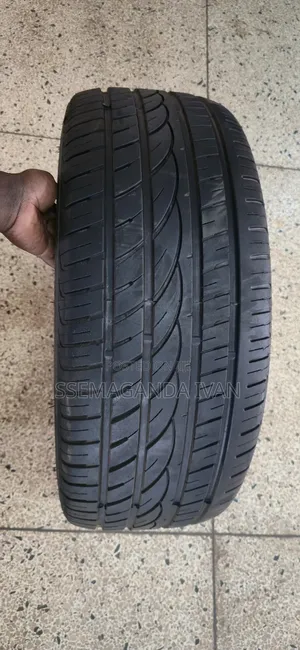 245/45r19 Used Tyre in Aplus
