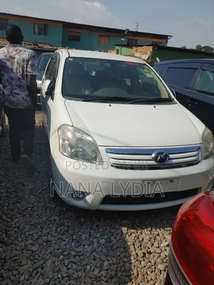 Toyota Raum 2011 White