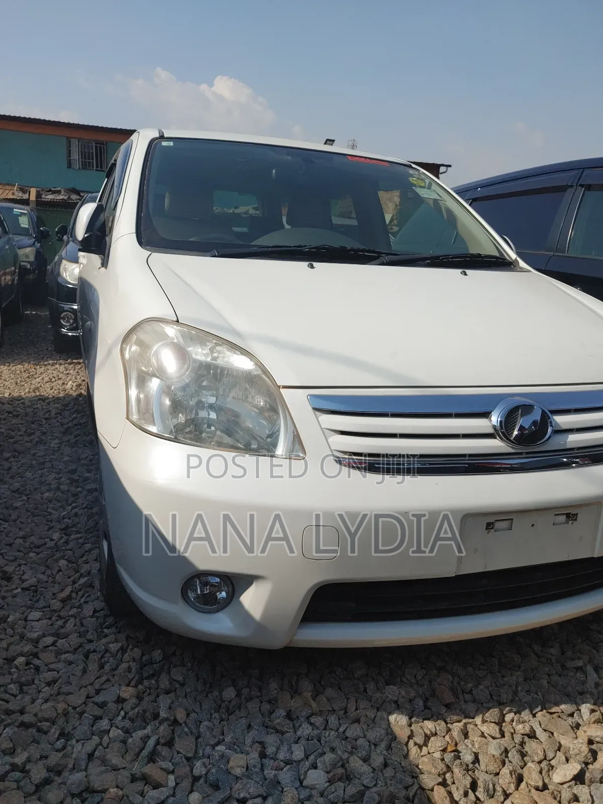 Toyota Raum 2011 White