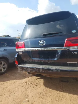 Toyota Land Cruiser 2015 Blue