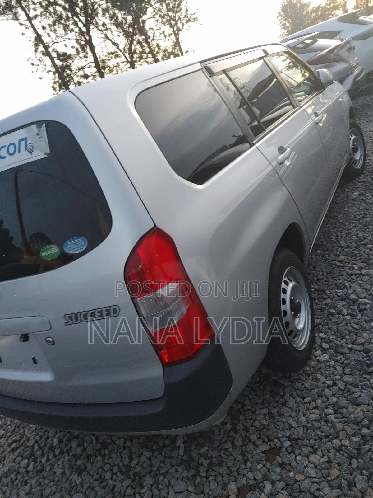 Toyota Succeed SV Premium 2016 Silver