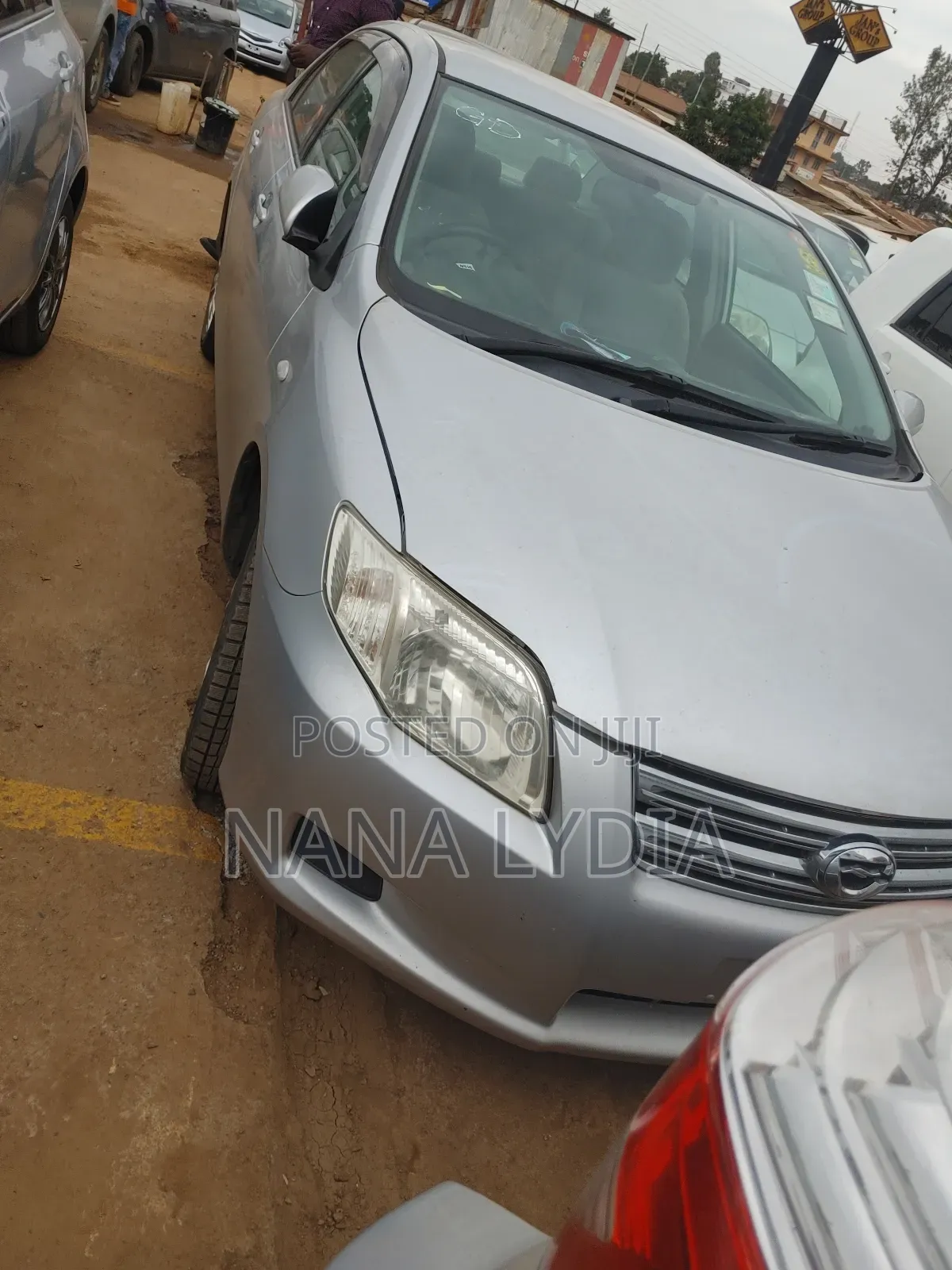 Toyota Axio 2011 Silver