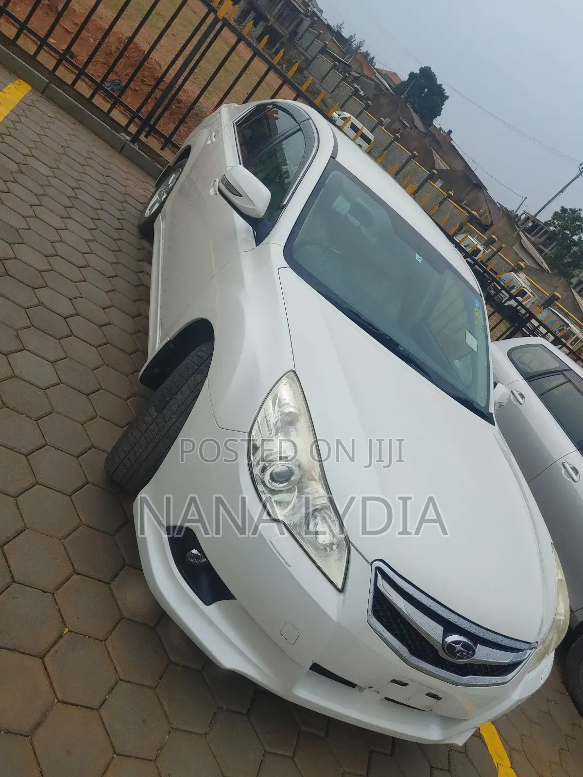 Subaru Legacy 2011 White
