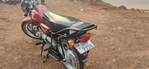 Bajaj Boxer 125 2025 Red