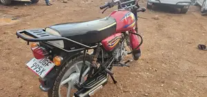 Bajaj Boxer 125 2025 Red