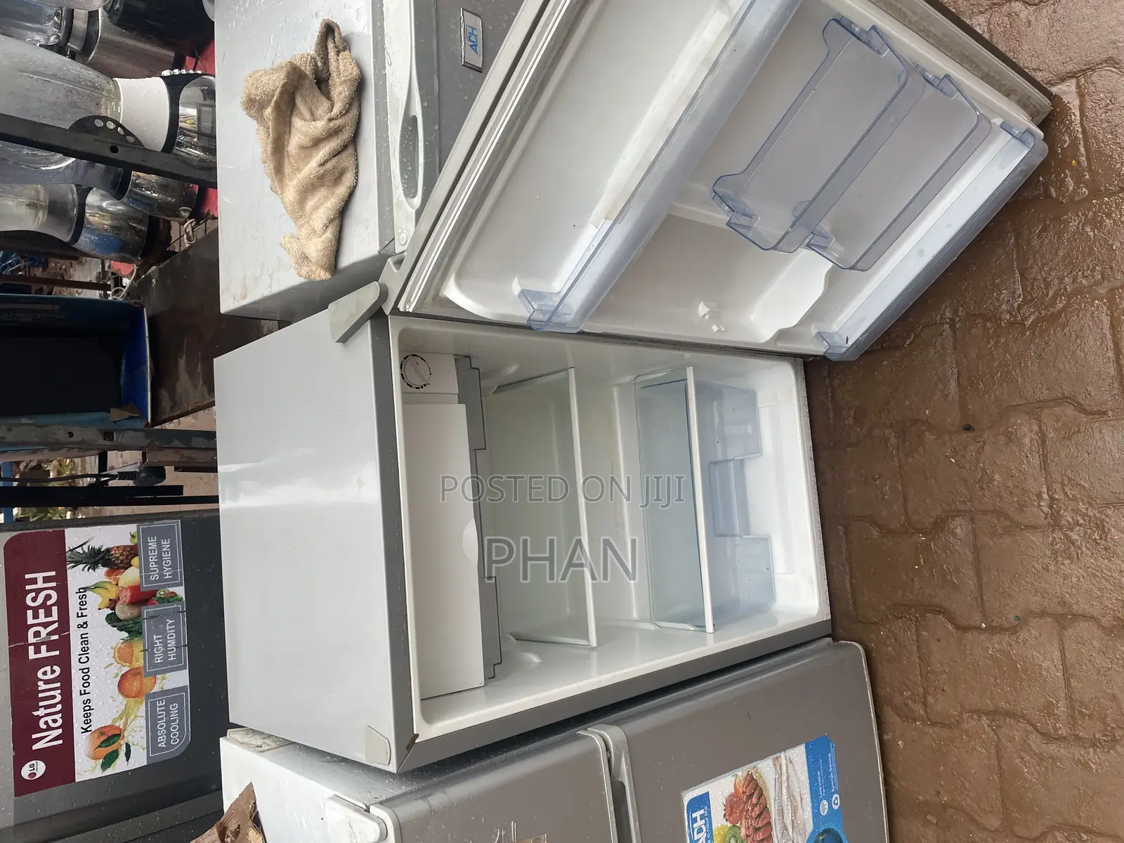 Cheap Hisense Table Top Fridge