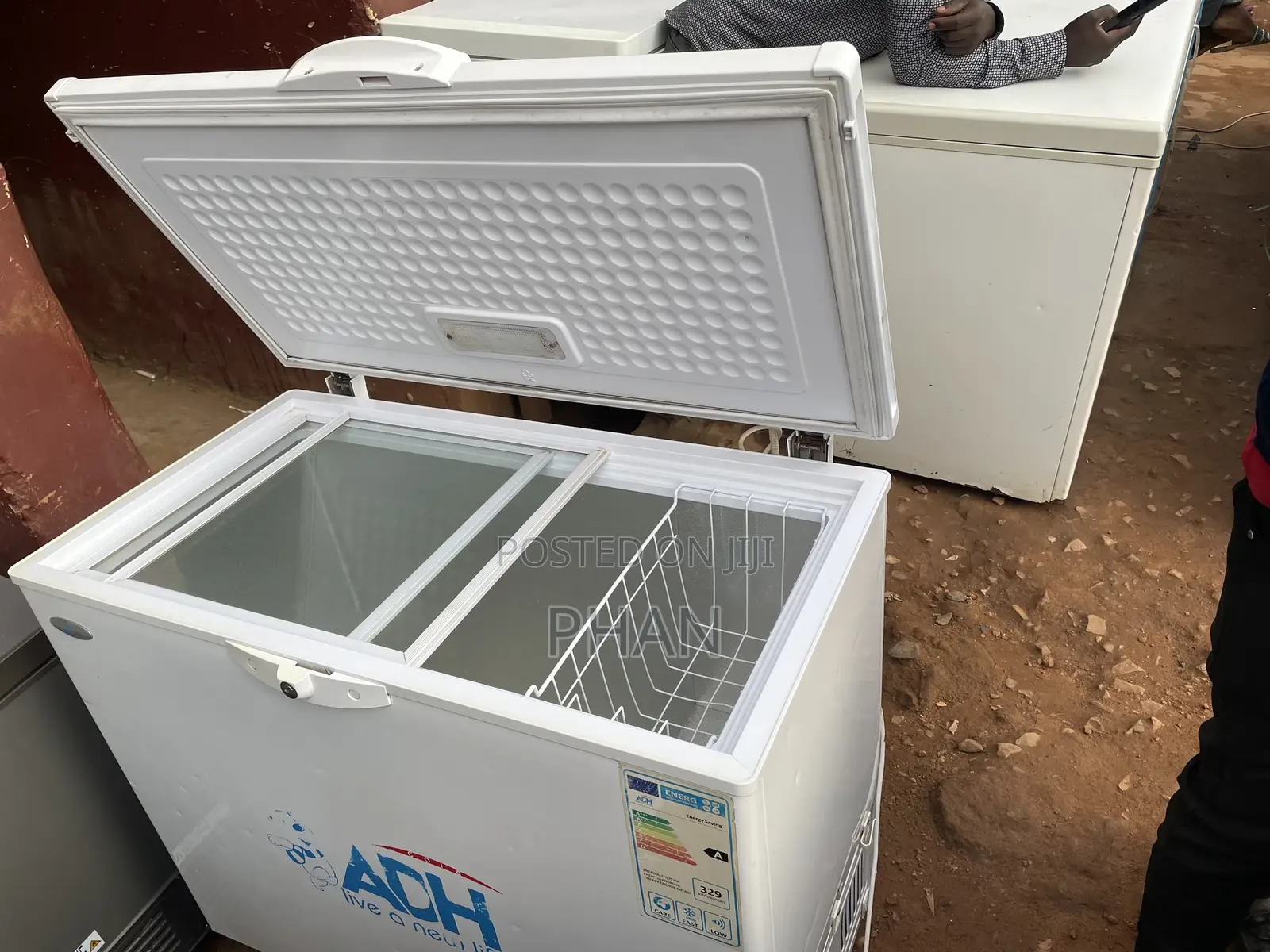 White Durable Adh Freezer
