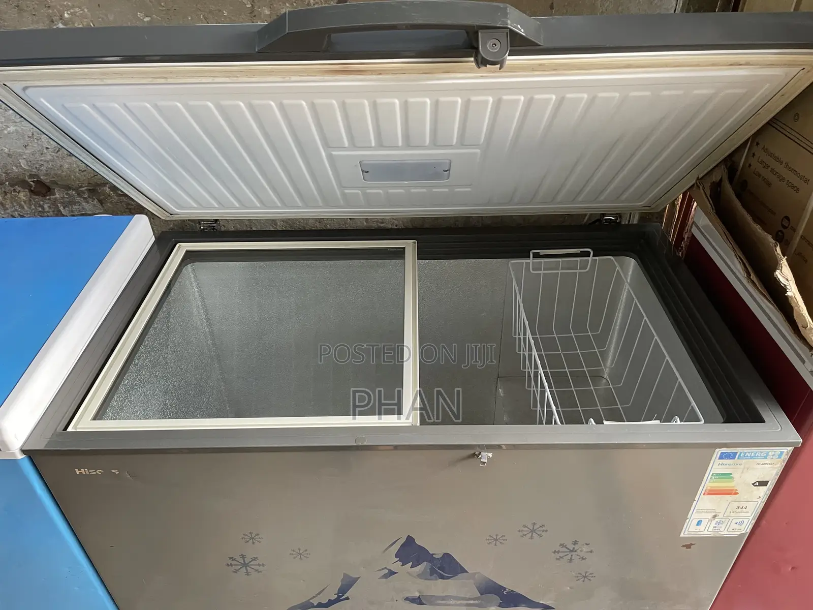350litres Hisense Deep Freezer