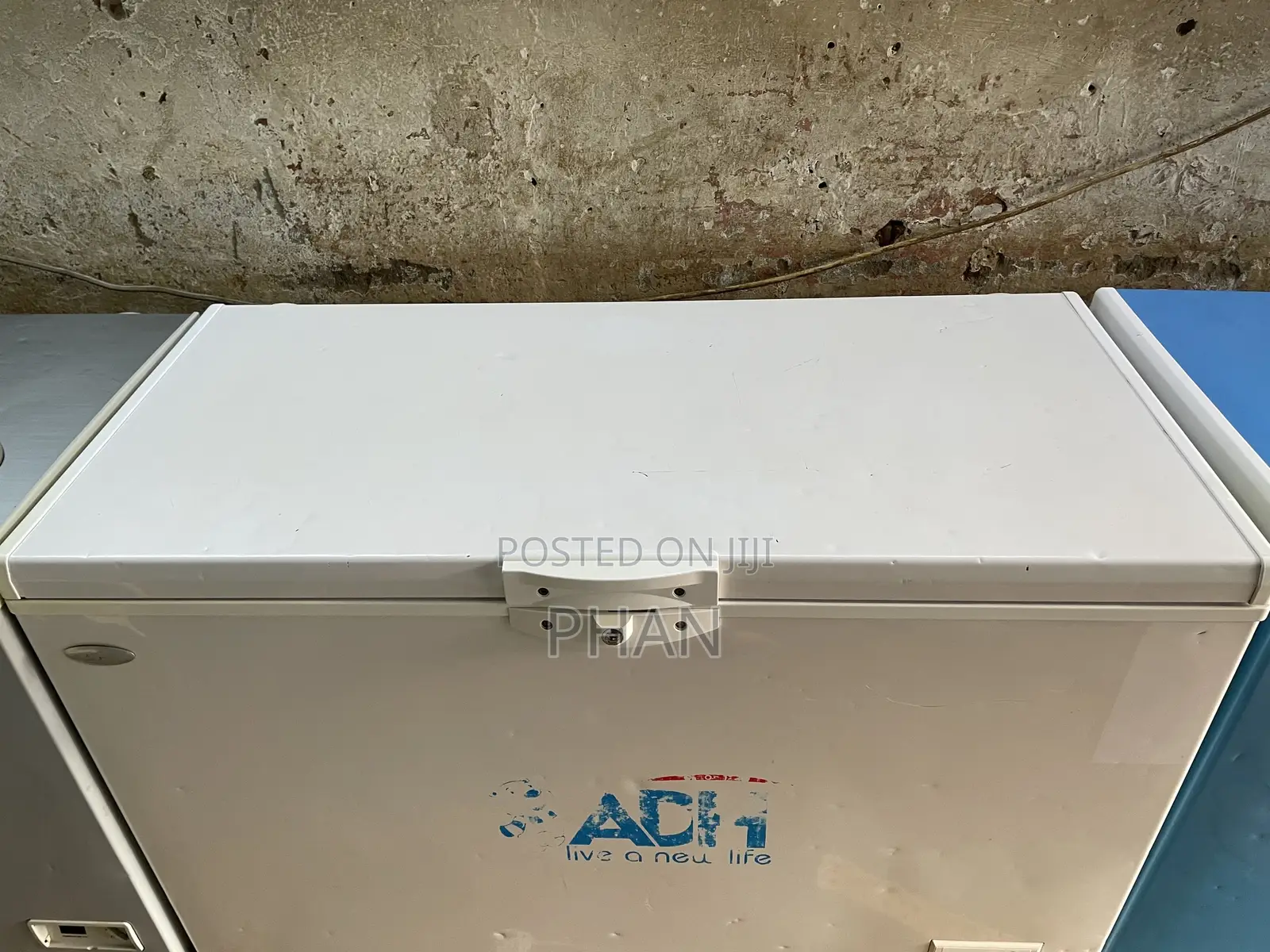 400litre White Deep Freezer