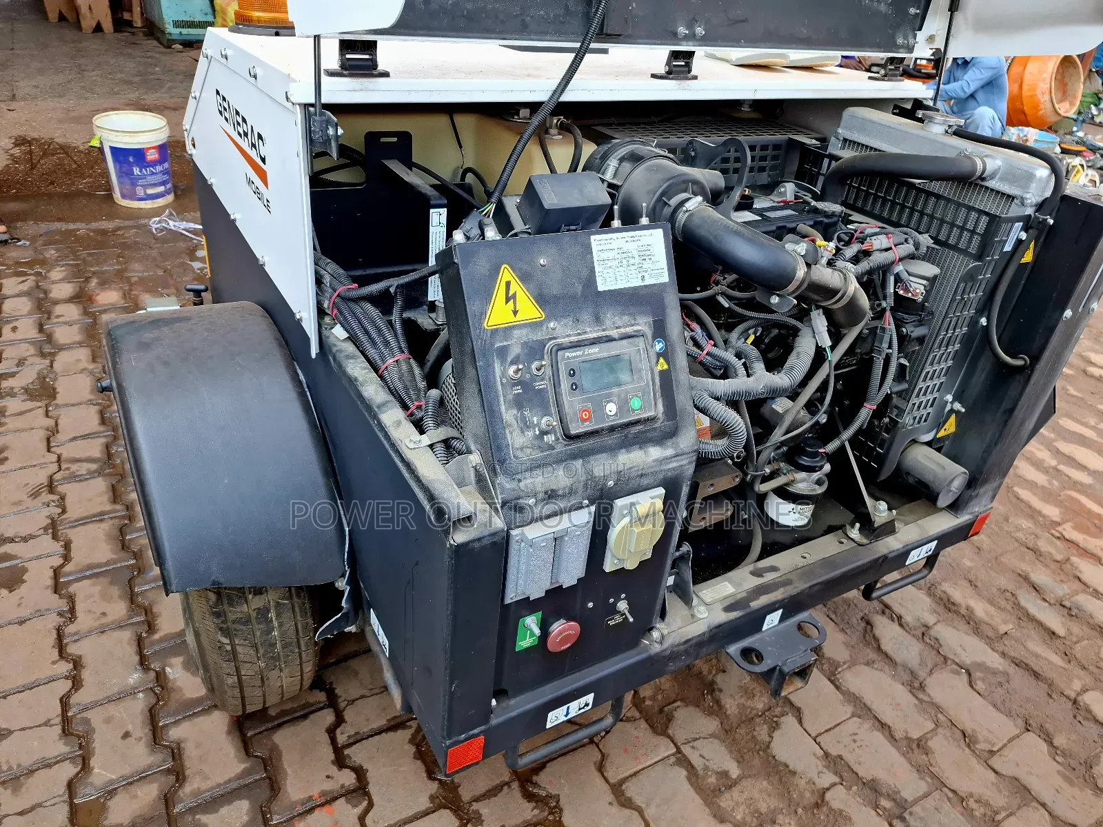 Generac Mobile Light Tower and Generator