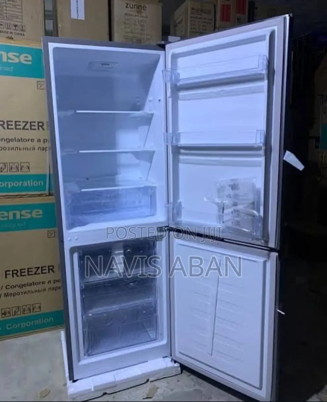 Hisense 328 Litres Refrigerator