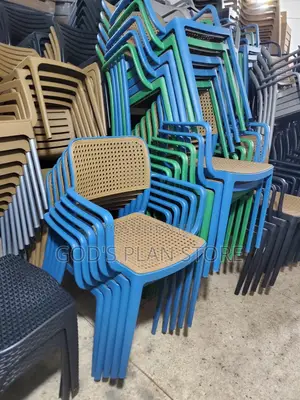 Stackable Blue Restaurant Plastic Chairs