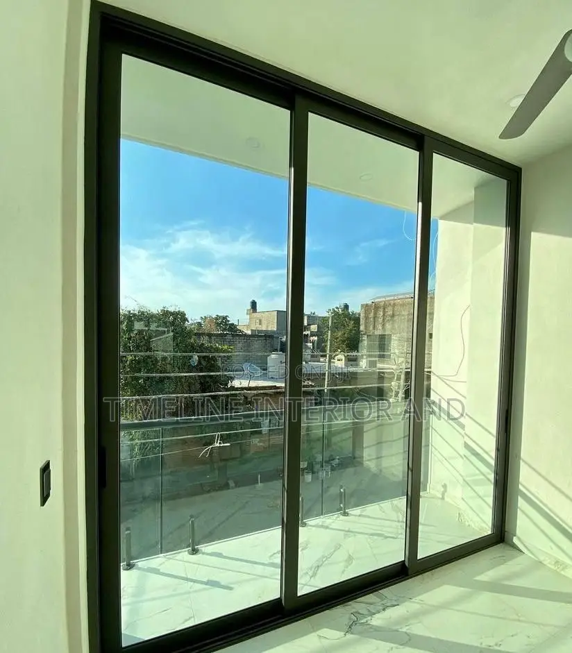 Aluminium and Glass Partitions – Precision Engineering