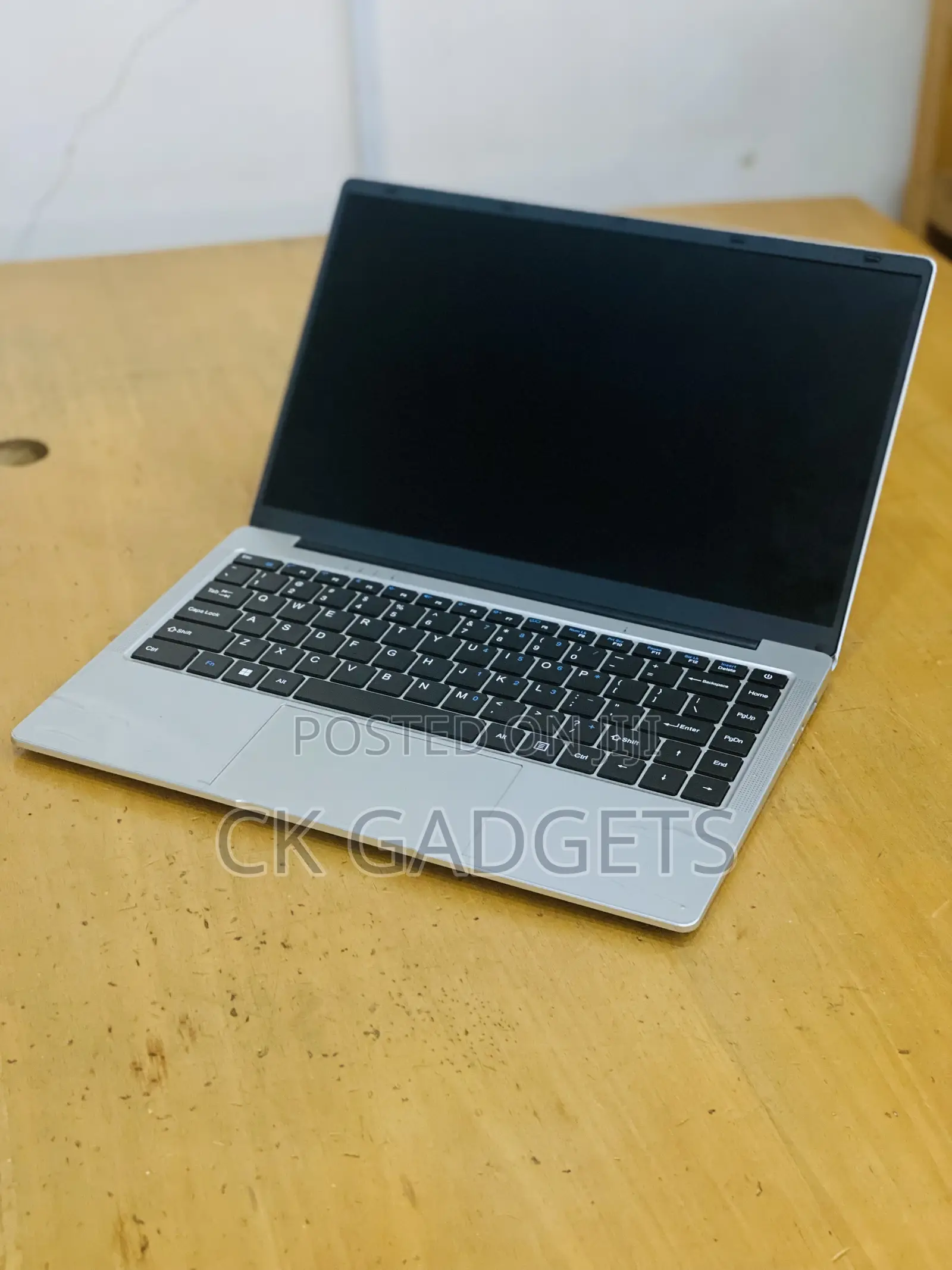 New Laptop eMachines 8GB Intel Core I5 SSD 512GB