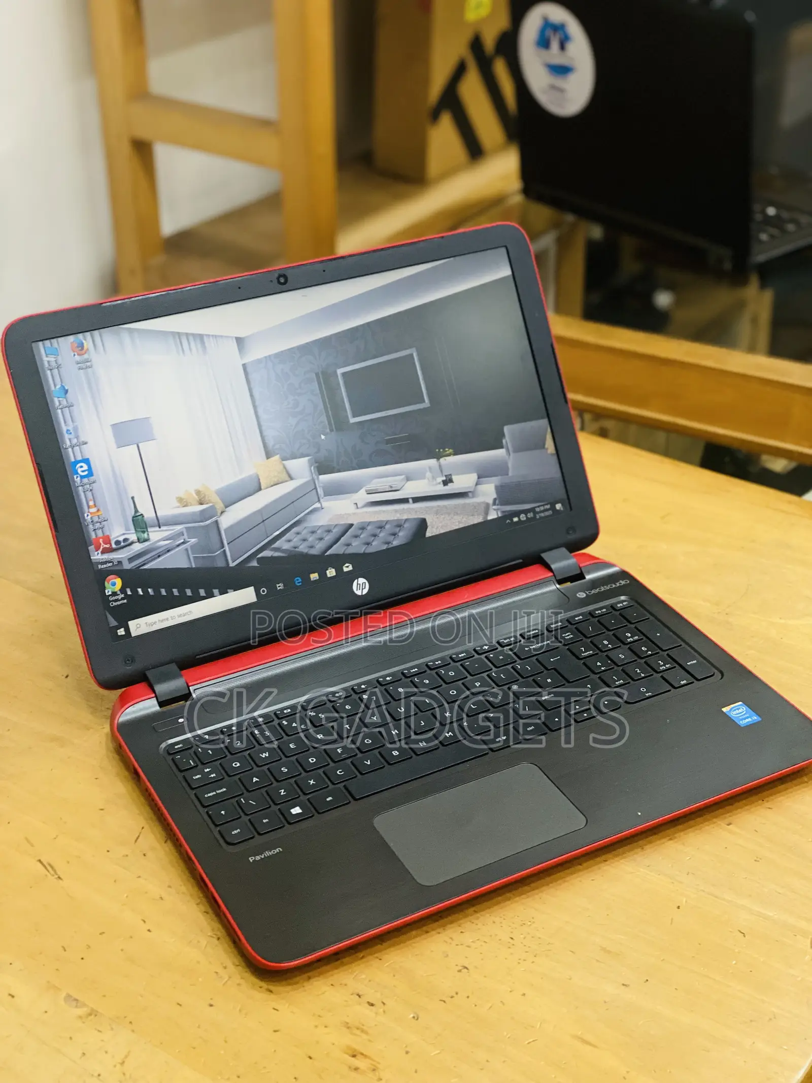 New Laptop HP Pavilion 15 8GB Intel Core I3 HDD 1T