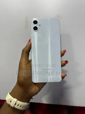 Samsung Galaxy A05 64 GB White