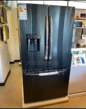 Hisense 720 Ltr With Iceqube Dispensor Rc-720