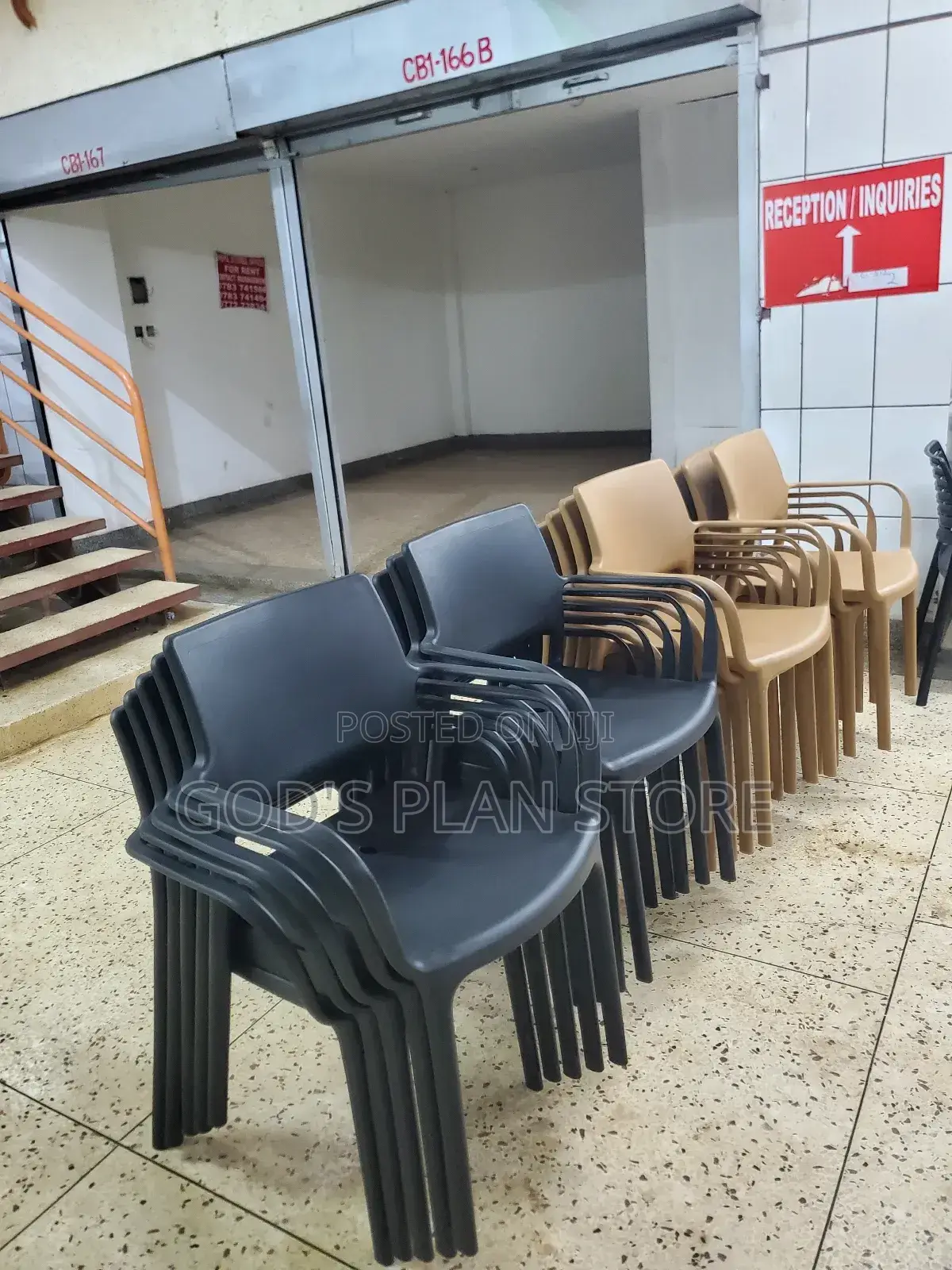 Armed Plastic Cafe Chairs Plastic Cafe Chairs