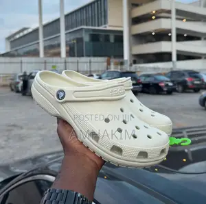 Genuine Classic Confortable Crocs in Stock