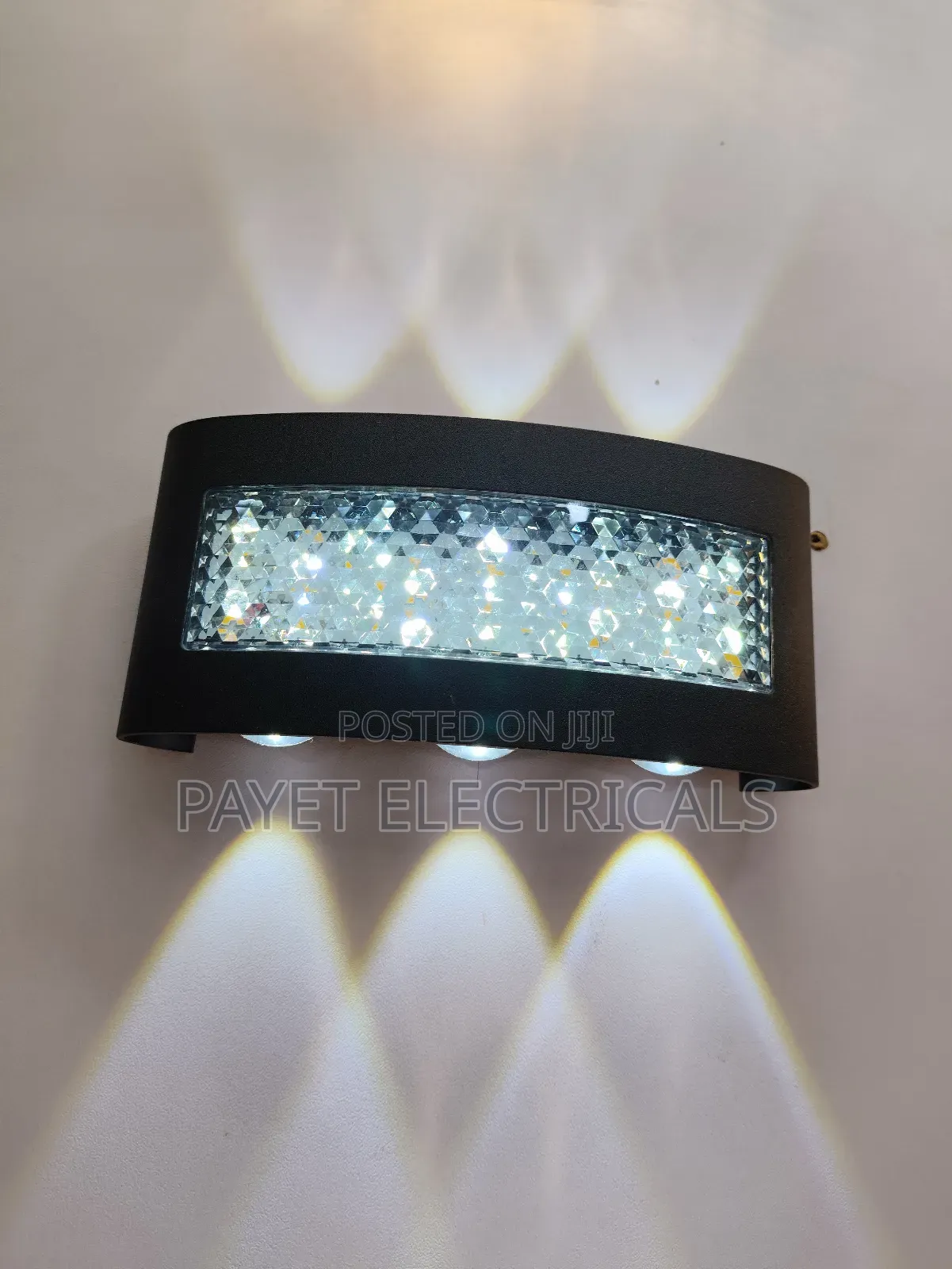 6eye Up and Down Pointer Wall Light