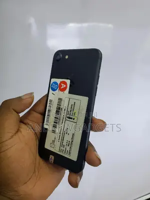 Apple iPhone 7 32 GB Black