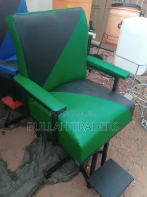 Saloon Chairs Barbers Chairs