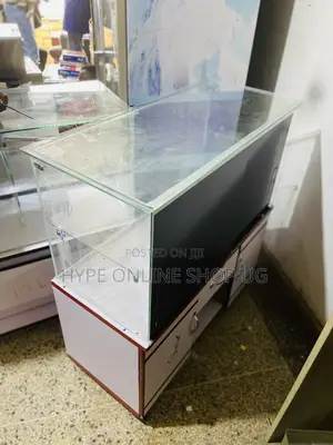 Luxurious Display Counter Table 3feets