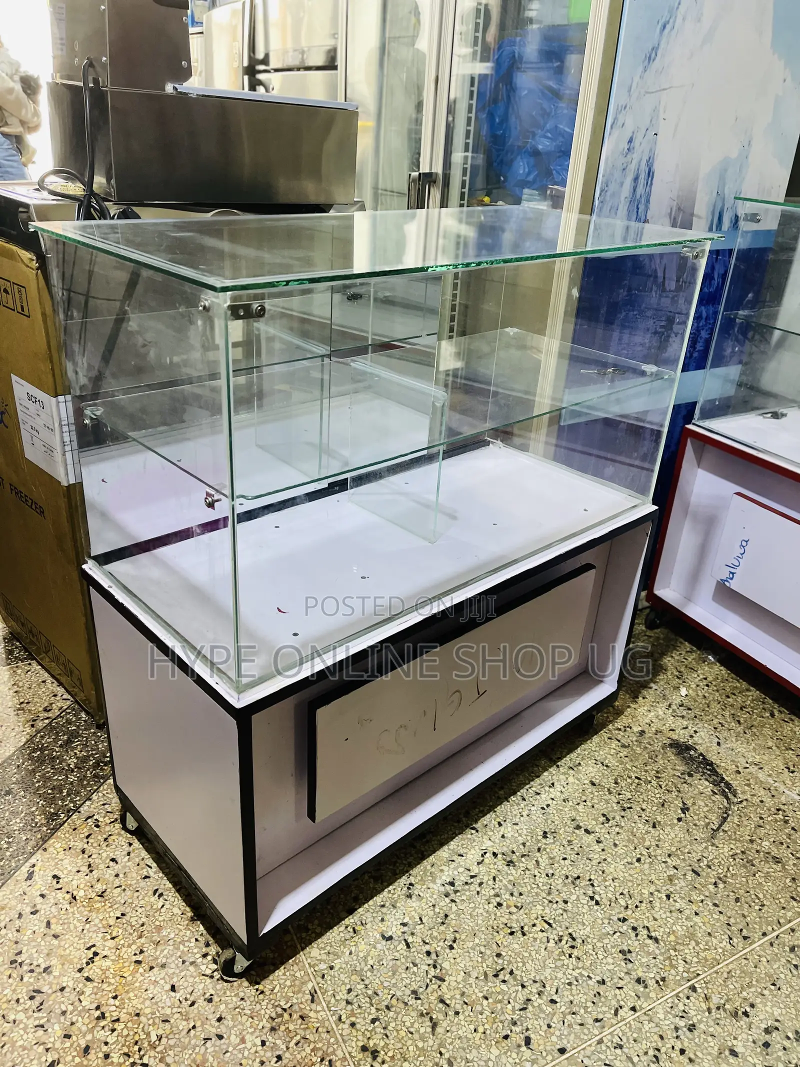 Black Designers 3fts Glass Counter Table Ug