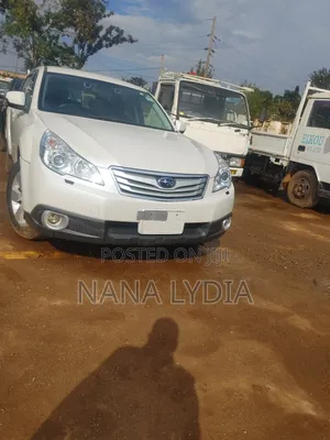 Subaru Outback 2012 White