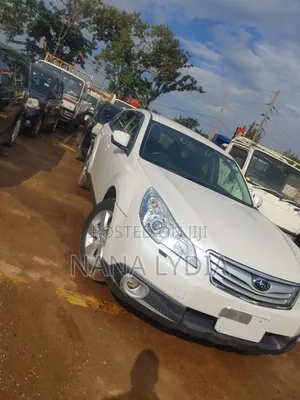 Subaru Outback 2012 White