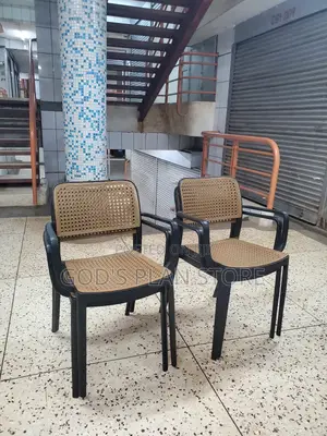 Matted Restaurant Plastic Chairs Plastic Chairs