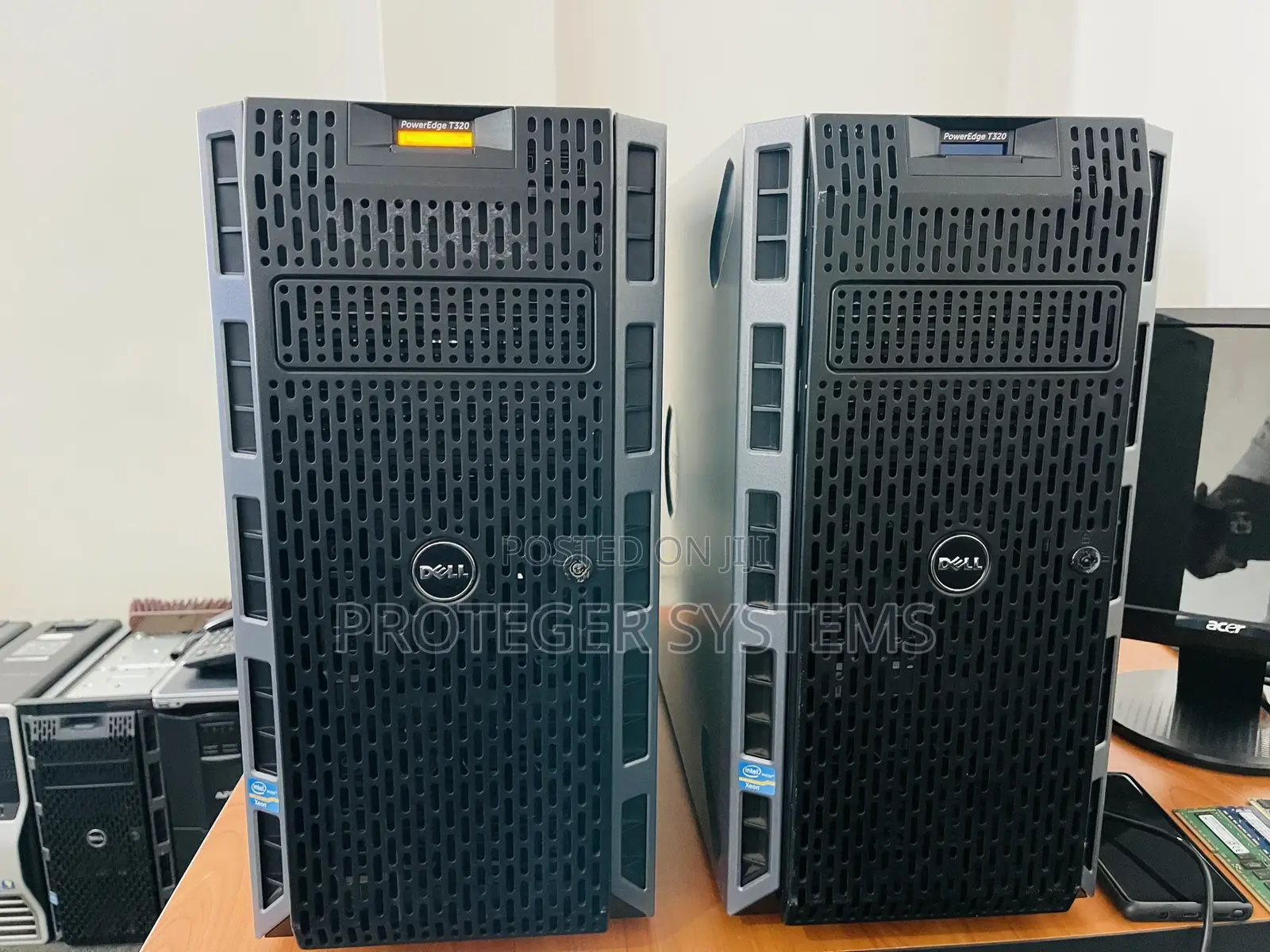 Server Dell PowerEdge T330 32GB Intel Xeon HDD+SSD 1.5T