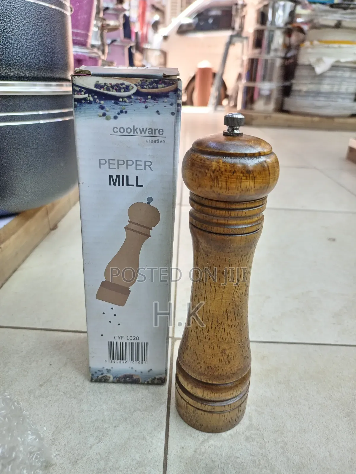 Wood Pepper Grinder Set