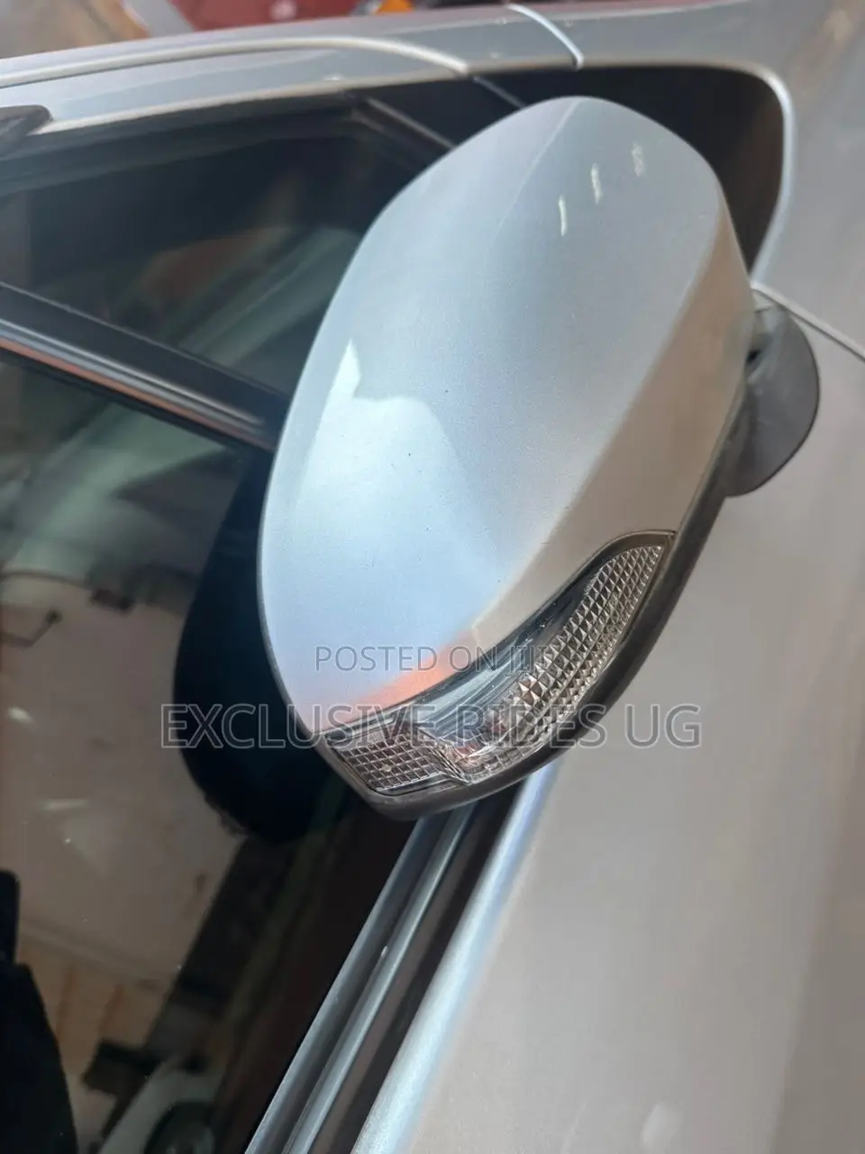 Toyota Vitz 2016 Silver