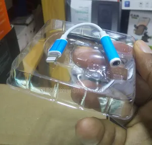 Lightening Headphone Jack