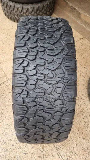 285/55r20 Bf Goodrich Foreign Used Made In Usa