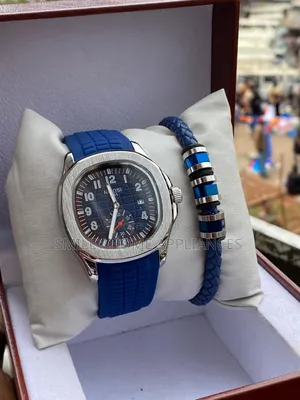 Nibosi Men's Classic Analog Wrist Time Piece With a Bracelet