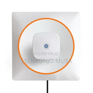 Smart Window Cleaning Robot With Water Spray 2600pa Suction