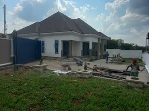 Furnished 4bdrm House in Kira for sale