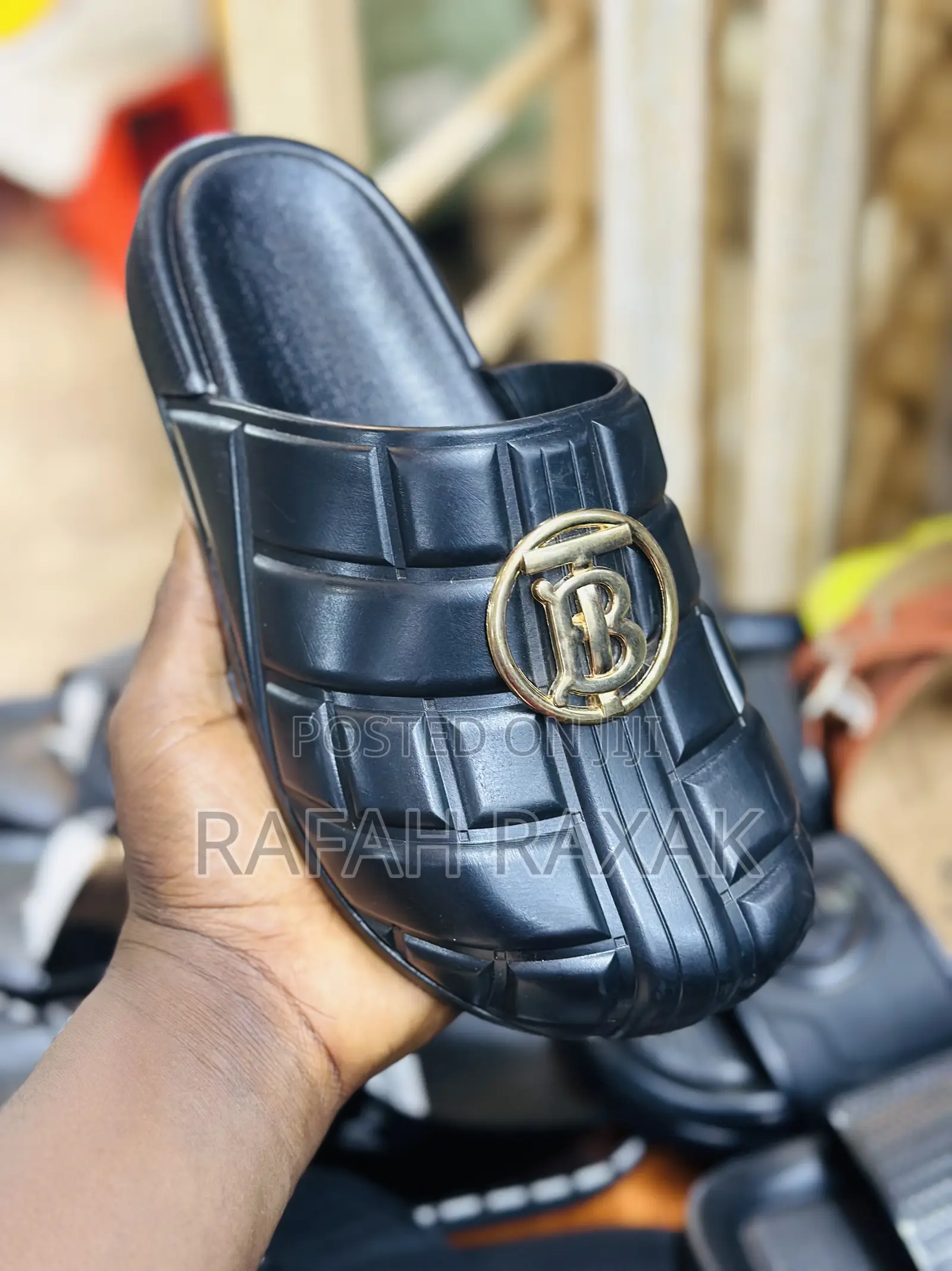 Classic Men’S Burberry Clog Push In Sandals